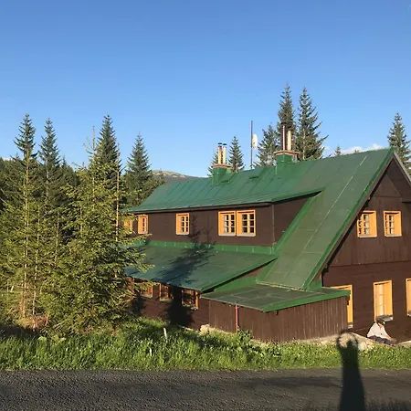 Skolicka * Horni Misecky