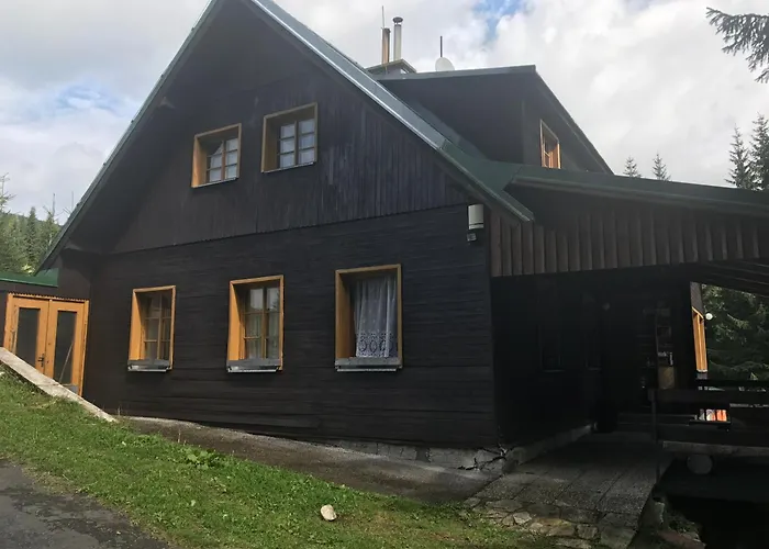 Skolicka Lodge